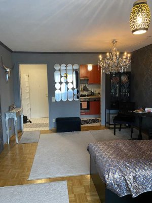 2-Zimmer-Apartment, komplett möbliert und renoviert