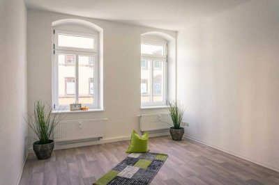 Tolle 5-Raum-Altbauwohnung mit Balkon