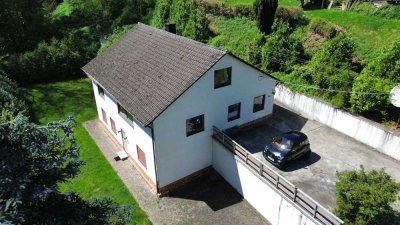 Naturnahes Wohnen – geräumiges Einfamilienhaus mit Traumgrundstück in ruhiger Lage von Pirmasens!
