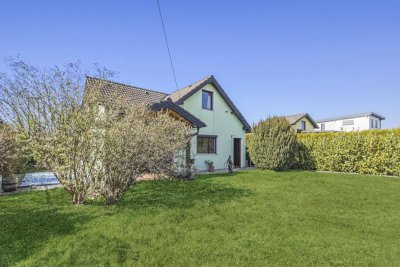 ++ KLEIN, FEIN und PREISWERT ++ Kleingartenhaus auf Eigengrund in ESSLING