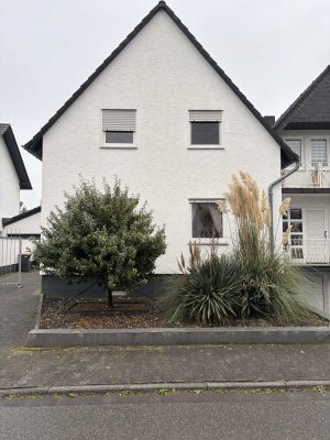 Charmantes Reihenendhaus mit 3,5 Zimmern in Mainz-Hechtsheim