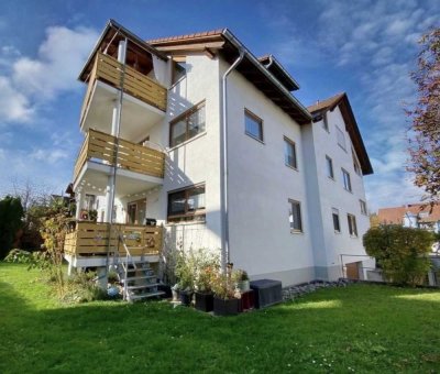 Sonnige 3 Zimmer Wohnung mit Balkon und Tiefgaragenstellplatz