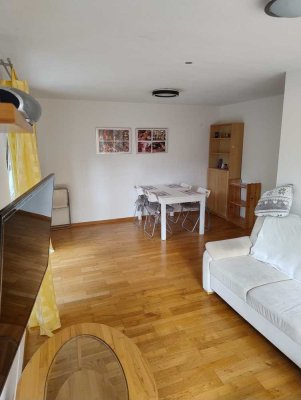 3-Zimmer, Terassenwohnung, gepflegt, Küche, Bad/Dusch-Wanne, Parkplatz