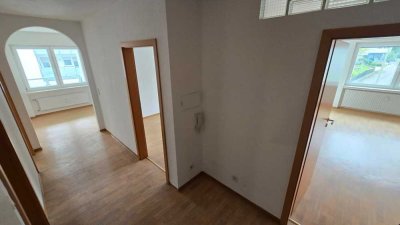 Helle 3.5-Zimmer-Wohnung mit Balkon in Konz