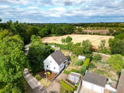 VERBORGENE OASE AM STEINBRUCH