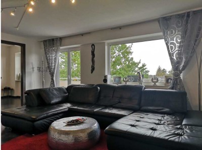 Wunderschöne 3,5 Zimmer Wohnung in Top Lage Ratingen-Breitscheid / Teilmöbliert