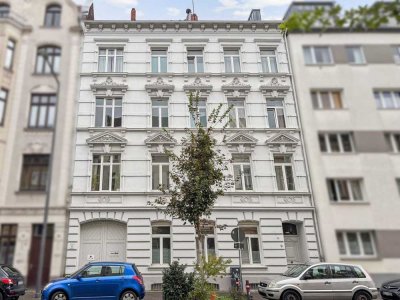 Denkmalschutz: Stylish wohnen auf ca. 22 m² – möbliertes Mini-Loft in Köln-Ehrenfeld
