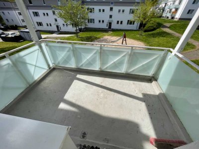 *frische Hausmodernisierung*Erstbezug nach Sanierung*Balkon*