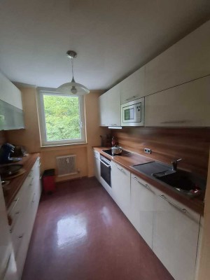 Helle 3-Zimmer-Wohnung mit Südbalkon und Tiefgaragenplatz auf Wunsch!