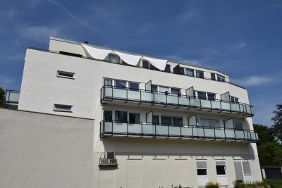 KUNZE: 2-Zimmer-Penthouse mit Einbauküche in Langenhagen