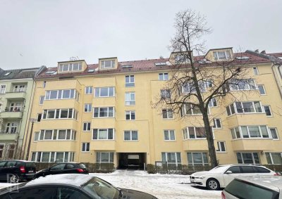 Bezugsfrei & optimal geschnitten – 2-Zimmer-Wohnung mit Aufzug in Berlin-Adlershof