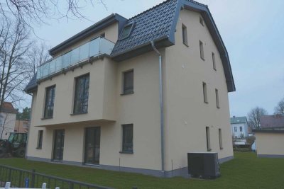 barrierefreie 3-Zimmer-Wohnung mit Terrasse und Garten