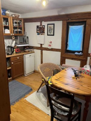 Charmante Maisonette-Wohnung im denkmalgeschützten Altsadthaus