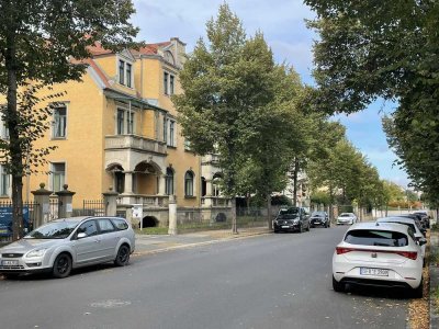 Exklusive 4 Raum-Wohnung in Gründerzeitvilla