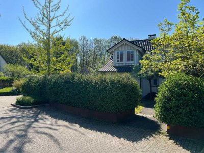 Charmantes Einfamilienhaus mit großem Garten in ruhiger Lage