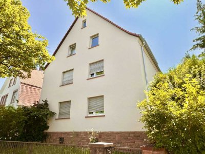 Charmantes Mehrfamilienhaus mit großem Garten in begehrter Lage von Hanau-Rosenau