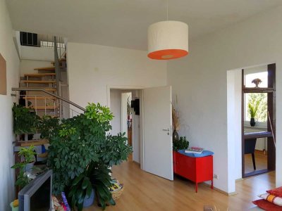 Helle, moderne, offene 3 Zim Mais. Wg, im Öst. Ring 2 Balkone 2 BZ