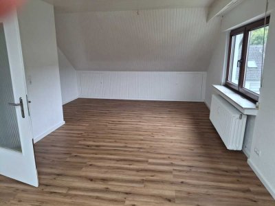 2-Zimmer Dachgeschosswohnung in Sinzig mit Garage