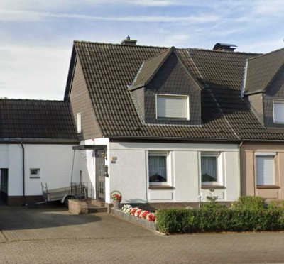 Preiswertes 5-Zimmer-Reihenendhaus in Lünen