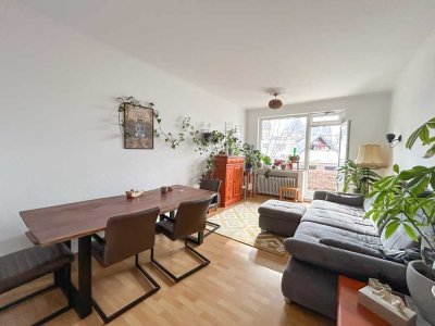 Wohnen mitten im Zentrum: Gut geschnittene 2-Zi.-Wohnung mit Balkon