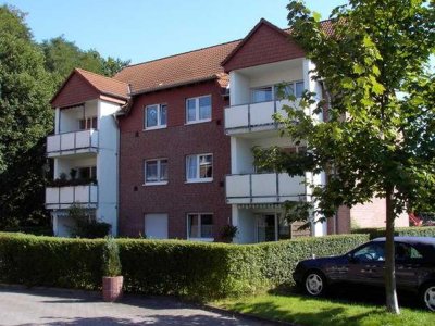 *** Komplett renovierte 3,5-Zimmerwohnung mit komplett saniertem Badezimmer und Süd-Westbalkon***