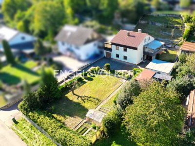 EFH auf großem Grundstück mit schönem Ausblick in Schönhofen