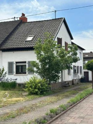 SLS-Roden, ETW, 3 ZK 2B, KR, Garage, Garten