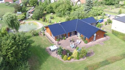 Einzigartigkeit auf 1,7ha Land - Bungalow in exklusiven Zustand erwartet Sie hier