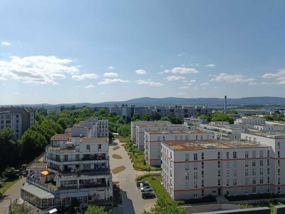 Charmante 3-Zimmer-Wohnung mit Balkon, Taunusblick, Tiefgaragenstellplatz Frankfurt Nieder-Eschbach