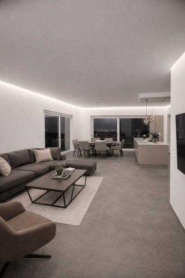 Exklusive Erdgeschosswohnung mit Garten, Terrasse und separatem Eingang