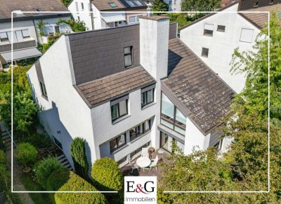 Perfekt für Familien - Großzügiges Wohnen in ruhiger Lage! Einfamilienhaus mit Garten und 2 Garagen