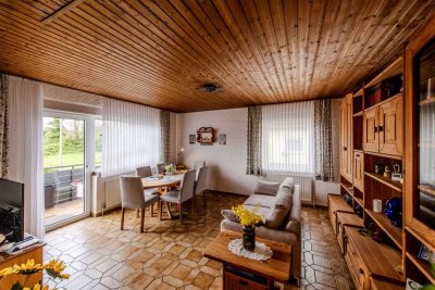 Schöne und gepflegte 4-Zimmer-Wohnung mit EBK in Waldmohr