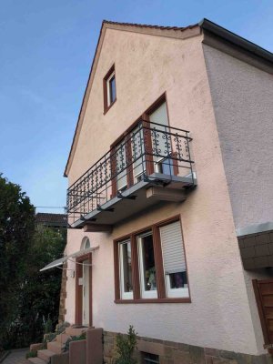 Ansprechende 2,5-Zimmer-Wohnung mit gehobener Innenausstattung und Balkon in Bad Kreuznach