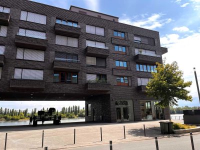Grenzenloser Wohngenuss in direkter Rheinlage in Mainz