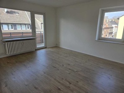 Helle 3-Zimmer-Wohnung mit Balkon