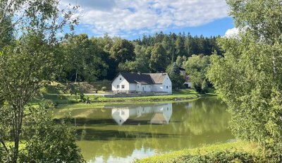 Haus mit Potenzial in idyllischer Lage mit großer Garage