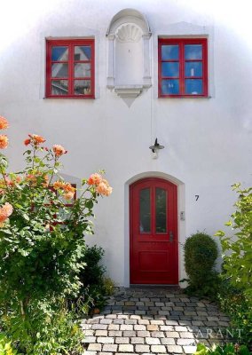 Hoppla - was ist das? - Einzigartiges historisches Wohnerlebnis am Rande der Augsburger Altstadt!