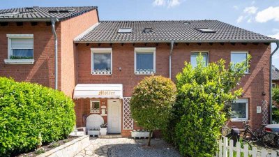 Moderne Doppelhaushälfte mit traumhaft angelegter Gartenanlage in zentraler Lage von Wesseling