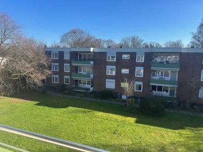 Großzügige 4-Zimmer-Eigentumswohnung mit Loggia u. Balkon in Bockum!