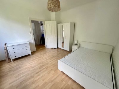Möbliertes WG Zimmer / Keine Zweck WG
