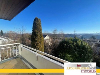 ÖSTERBERG! 3-Zimmer-Wohnung mit Balkon und zwei Stellplätzen