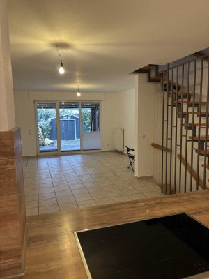 Renoviertes 4-Zimmer Haus in Bergisch, bezugsfrei ab 11.01.2026