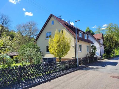 Erstbezug nach Sanierung: Familienfreundliches 6-Zimmer-Einfamilienhaus mit EBK in Murrhardt