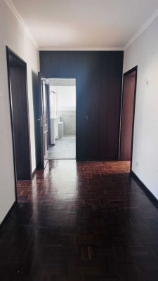 Freundliche 3-Raum-Wohnung mit Loggia und Gartennutzung