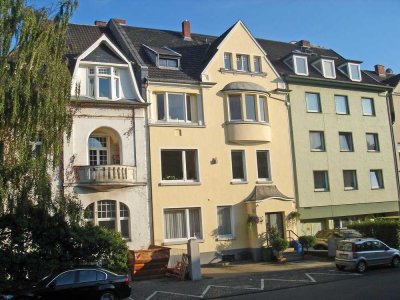 Südstadt/Museumsmeile - modernes Appartement in saniertem Stilaltbau