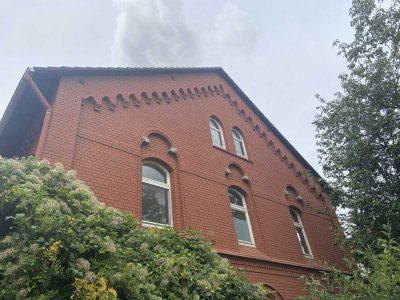 Schöne 5 Zimmer Altbauwohnung 1 OG Südsee nah