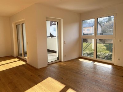 Lichtdurchflutetes Dachgeschoss mit Charme – inkl. Einbauküche und Loggia - Top B13