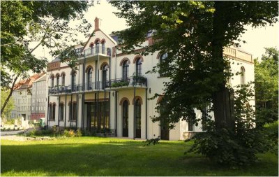 Sehr loftige Maisonette mit Terrasse zentrumsnah im Park