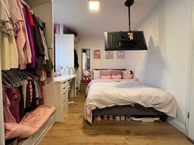 KL - City, Apartment mit EBK, Tageslichtbad