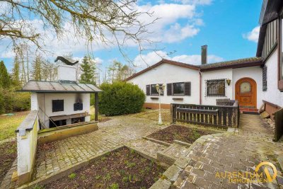 Sofort frei: Bungalow aus 1992, mit Keller und großzügigem Grundstück, zu verkaufen